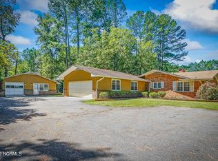 213 Red Hill Rd, Cameron, NC 28326