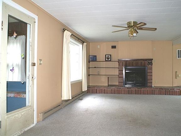 3rd image of 1181 S Tassier Ave