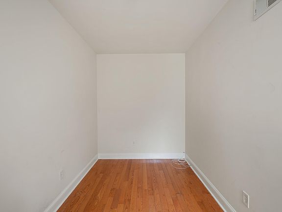 3rd image of 1631 N Bouvier St #3
