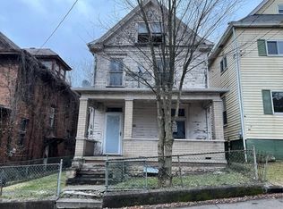 526 9th St, Monessen, PA