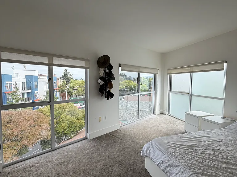 3960 Adeline St #309 — Photo 13