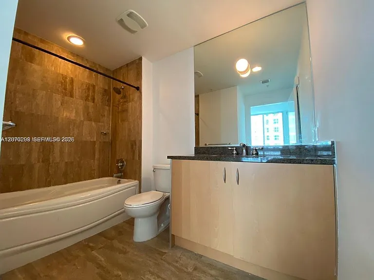300 Biscayne Blvd #2503 — Photo 7