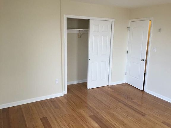 2nd image of 410 E 25th St APT 6B