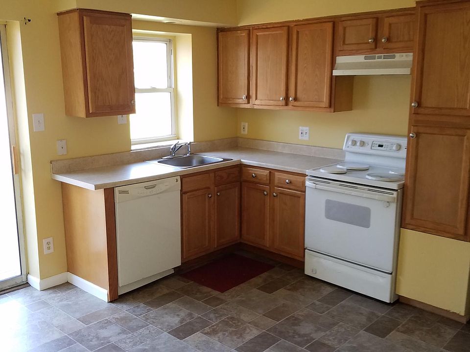 2nd image of 273 Filbert Ave