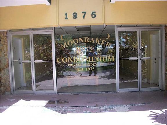 2nd image of 1975 NE 135th St APT 2P
