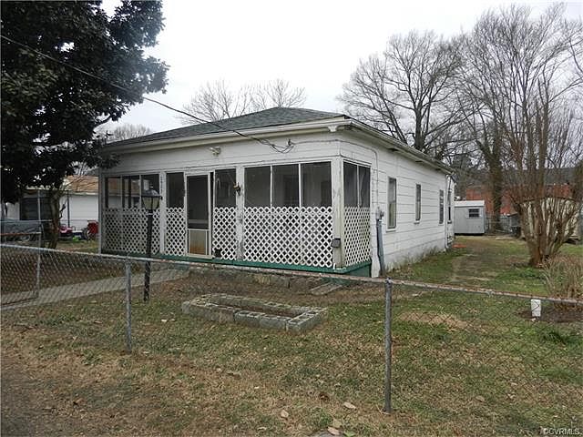 1st image of 2503 Lee St