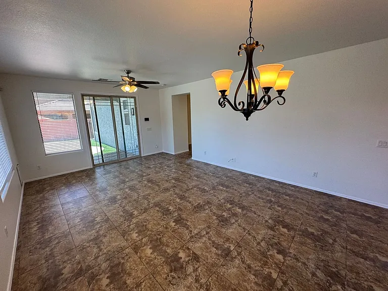 4133 E Cherry Hills Dr — Photo 7