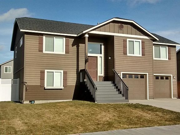 2nd image of 12512 W Pacific Ct