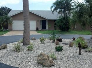 1000 N Cypress Point Dr, Venice, FL 34293