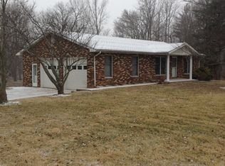 10401 Wolfinger Rd, Mount Vernon, IN 47620