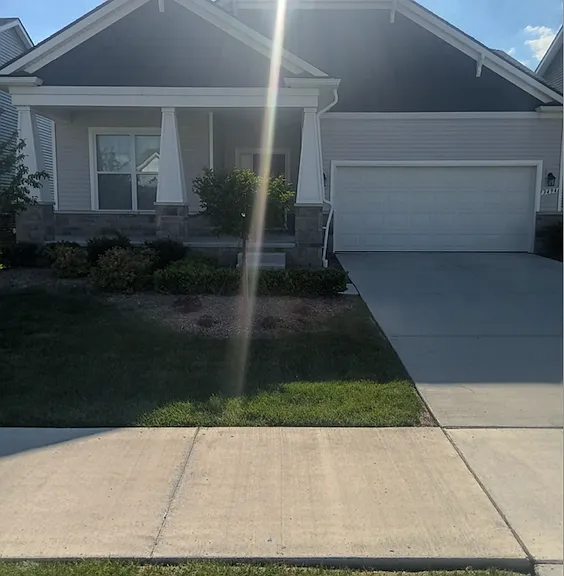 3494 Park Creek Ln — Photo 32