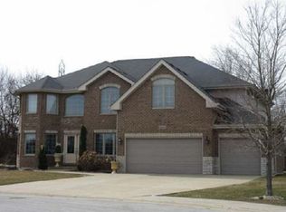 1610 Vincennes St, Crete, IL 60417