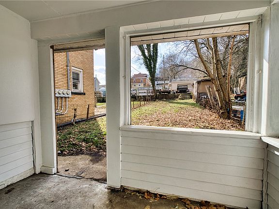 5th image of 719 Crescent Ave
