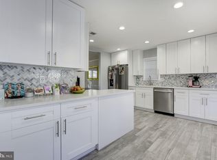 9512 Kingsley Ave, Bethesda, MD 20814