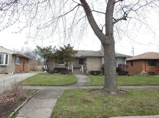 229 Sunnyside Ave, Munster, IN 46321