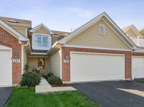 525 Bradbury Ln, Geneva, IL 60134