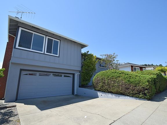3rd image of 3423 Grasswood Dr