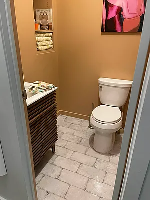 Rented by Eric Goodman Realty Corp | media 5