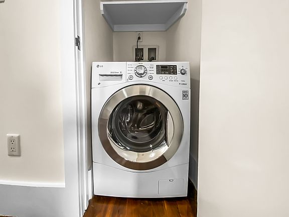 5th image of 455 Hudson St APT 31
