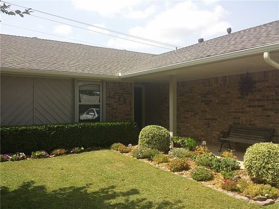 2nd image of 12401 Whispering Hollow Dr