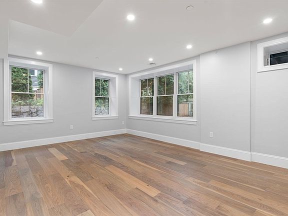 4th image of 424 Newtonville Ave #B