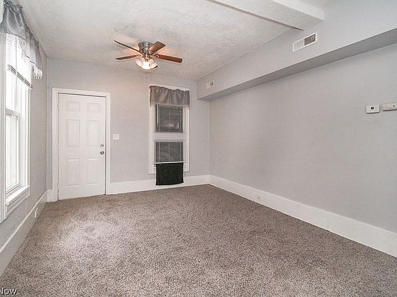 4th image of 3778 W 39th St #3778