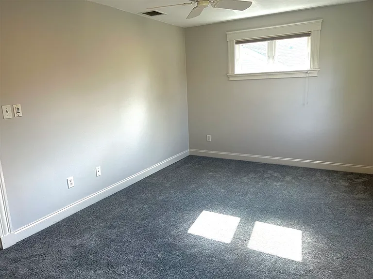 3 A Allen St #A — Photo 17