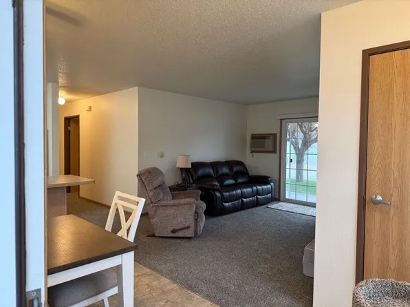 1201 Belsly Blvd APT 105, Moorhead, MN 56560