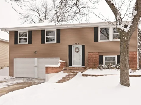1409 Hassell Pl, Hoffman Estates, IL 60169