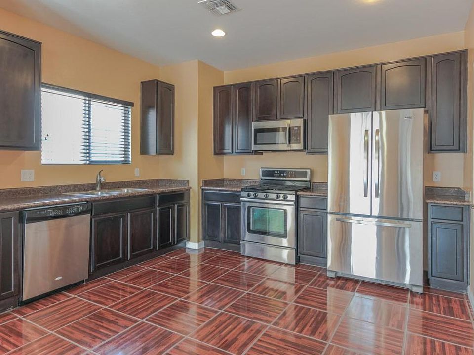 1st image of 15662 S Avenida Cuaima