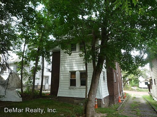 2nd image of 239 E Chalmers Ave
