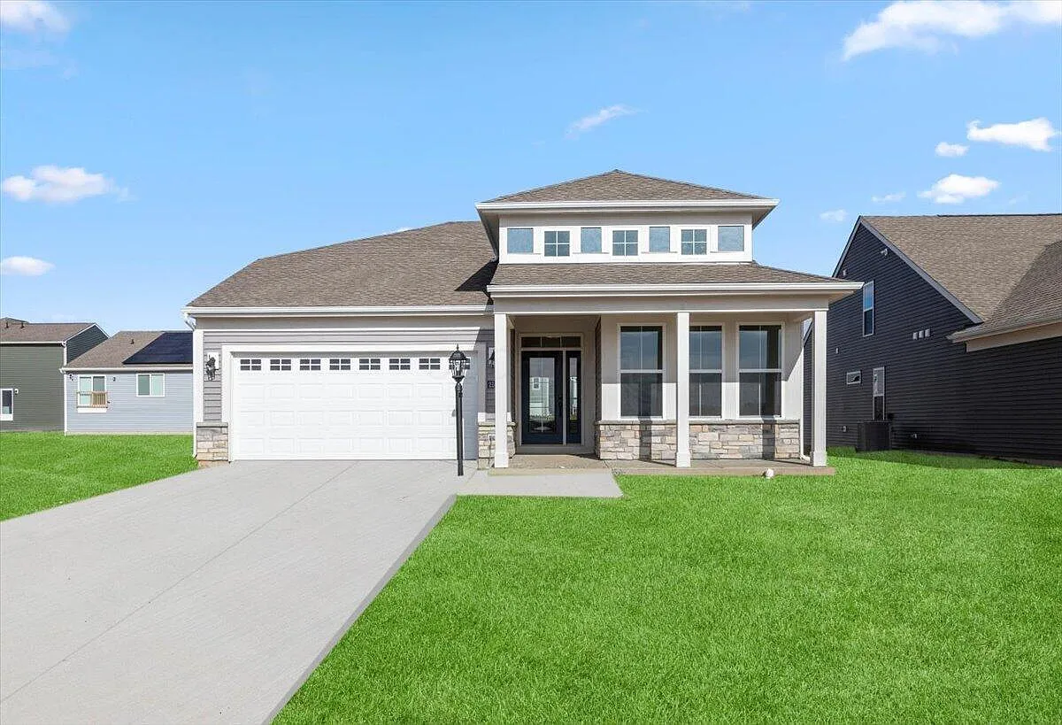2140 Sun Dusk Way photo 1
