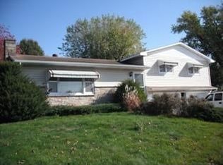 751 N Center Ave, Viroqua, WI 54665