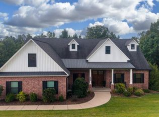 3981 Bent Tree Dr, Benton, AR 72019
