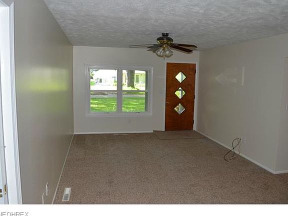 3rd image of 6187 Campbell Dr
