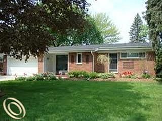 1st image of 16936 Kinross Ave