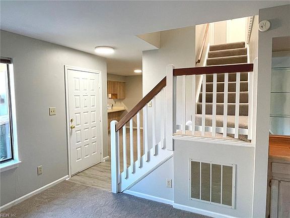 5th image of 633 Ocean Lakes Dr