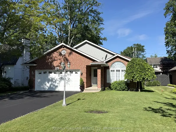 629 Daytona Dr, Fort Erie, ON L2A 4Z5