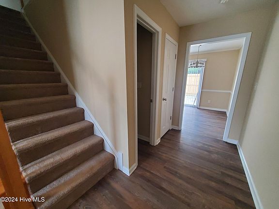 4th image of 3809 E Vancroft Cir Unit C2