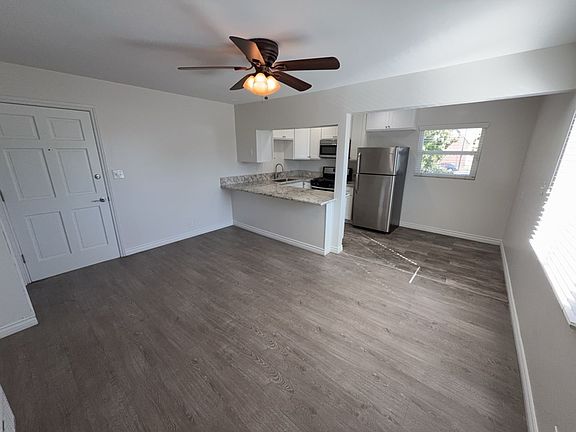 5th image of 725-731 N Glenoaks Blvd #729