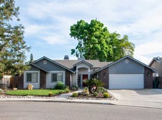 4119 W Orchard Ct, Visalia, CA 93277