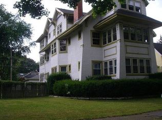 422 S Madison Ave APT 2, La Grange, IL 60525