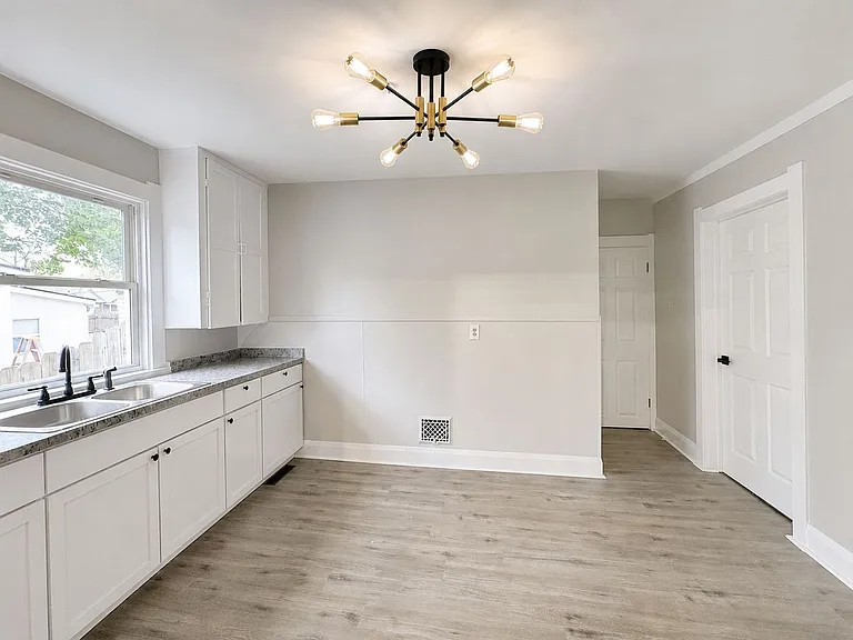 1309 Idaho St — Photo 11