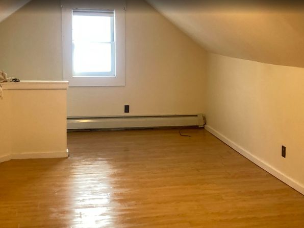 17 Lincoln Ave APT 3