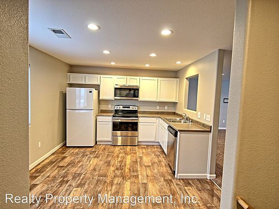 2nd image of 115 Curry Dr #7929369