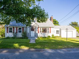 12 Chainey St, Seekonk, MA 02771