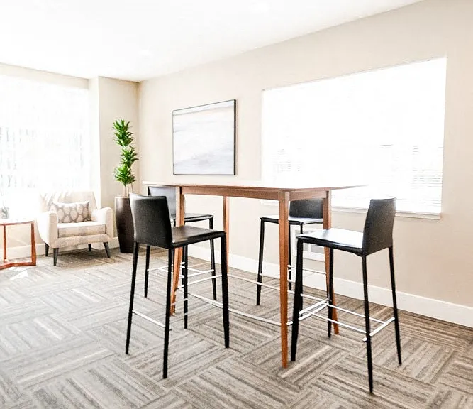 Kent Apartments - Signature Pointe Apartment Homes - Clubhouse 5