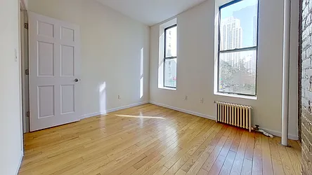 Rented by TOUR LLC