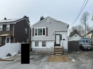 20 Irving St, Revere, MA 02151