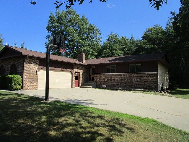 1st image of 6121 N Burntwood